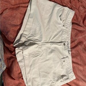 Universal Thread Cream Jean Shorts